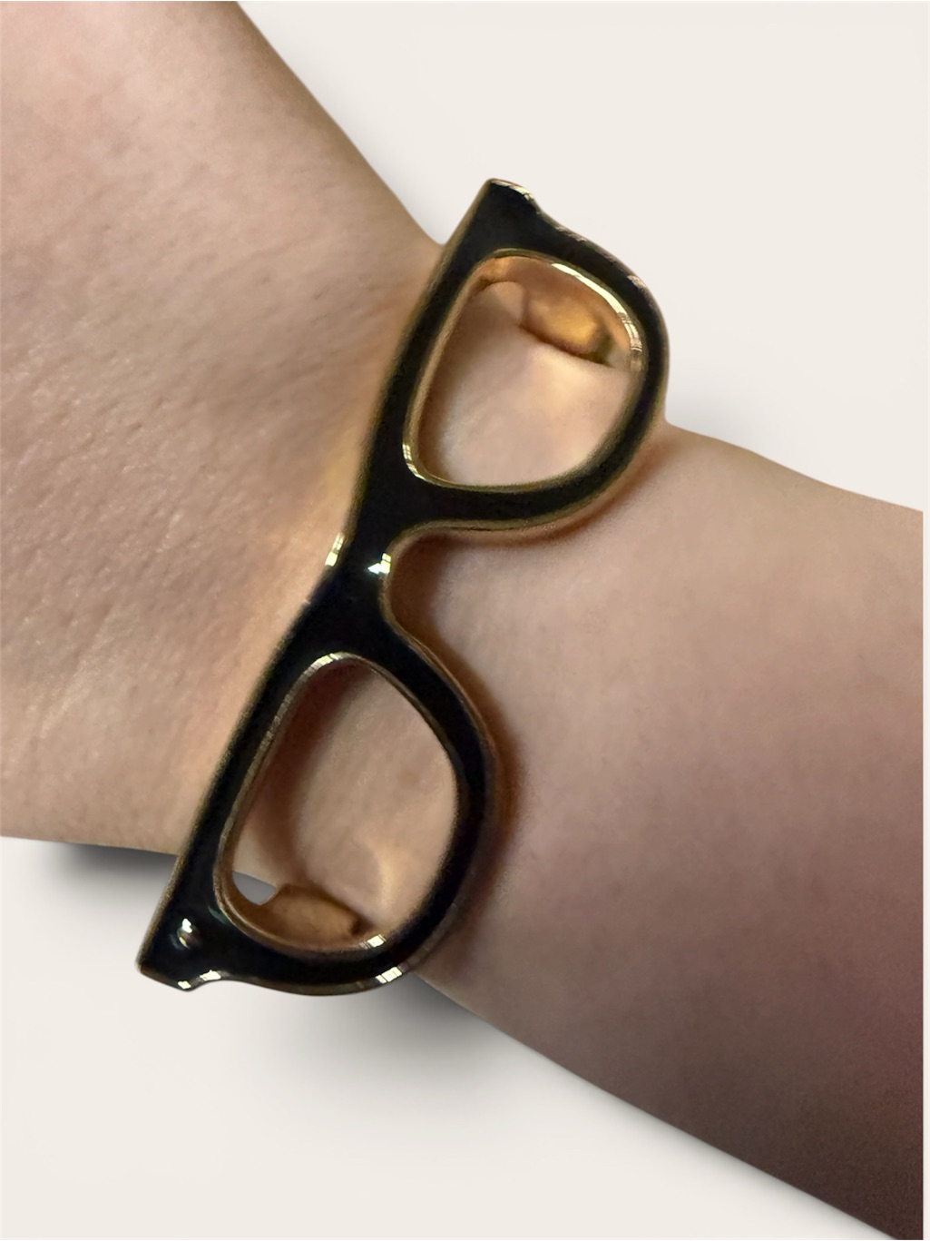 Kate Spade Black And Cream Eyeglass Bracelet For Kids